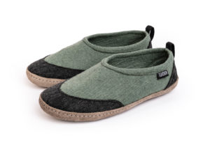 Pure Sheep Wool Felt Sewn Slippers with Moisture Absorption